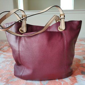 Like new Michael Kors Leather Tote bag, shoulder bag, purse, handbag